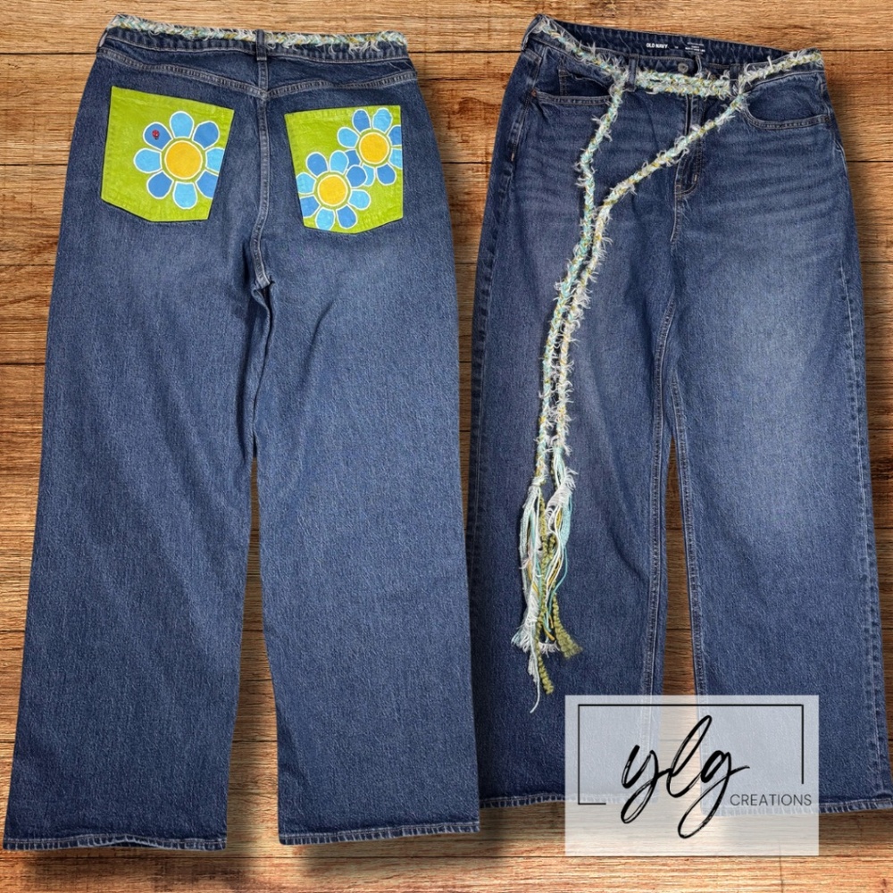 Groovy Jeans Painted Mod Retro 70s Flower Festival Blue Green High Rise Wide Leg